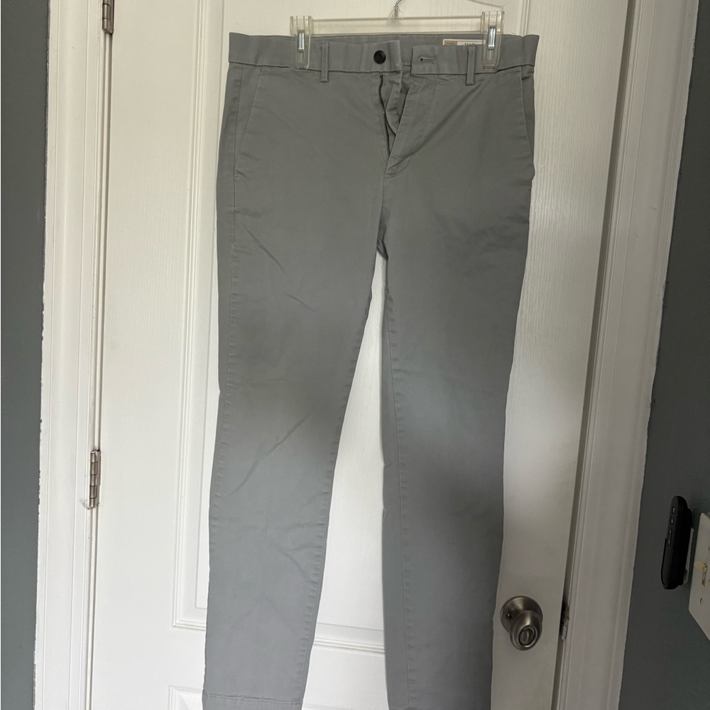 GAP Gray Chinos Versatile Everyday Wear